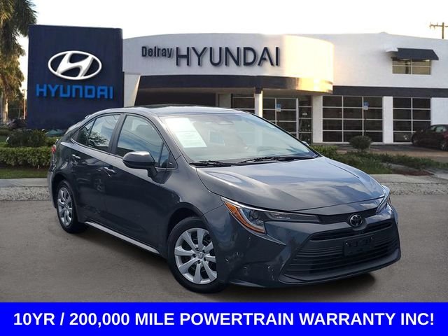 Used 2024  Toyota LE image 1