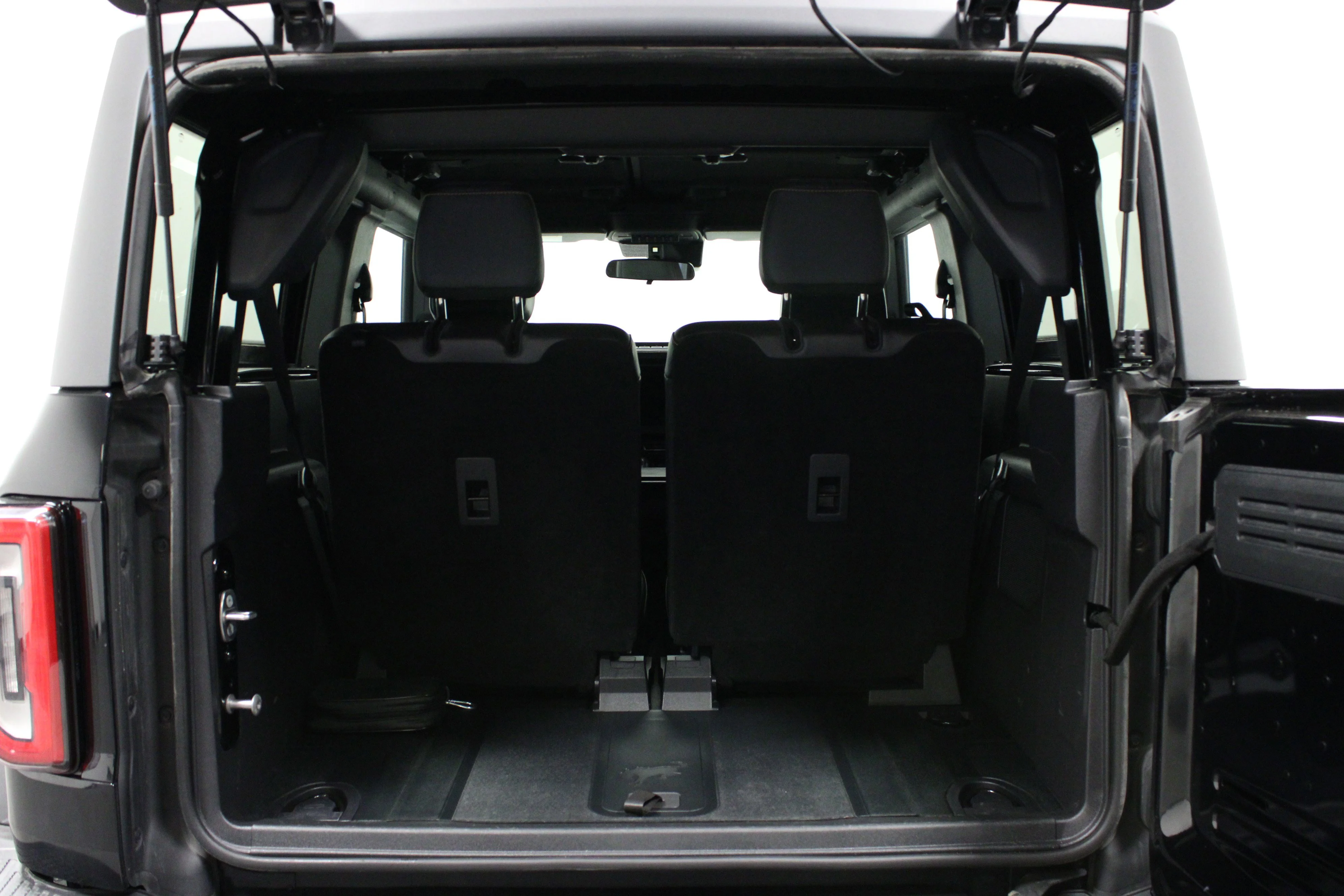 Used 2024 Shadow Black Ford Badlands image 14