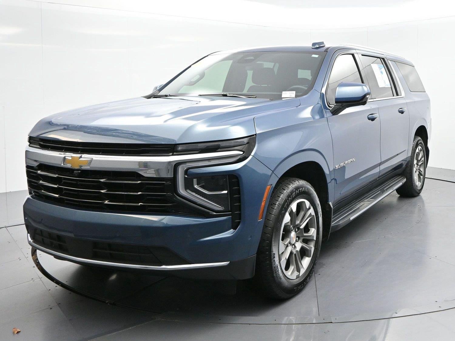 Used 2025 Lakeshore Blue Metallic Chevrolet LS image 3