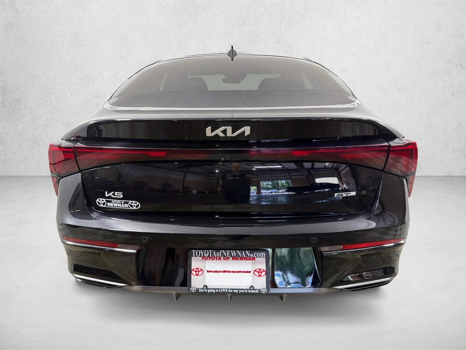 Used 2025 Silver Kia GT-Line image 5
