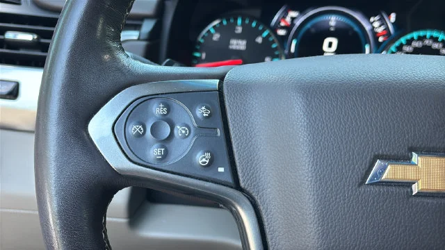 Used 2018 Beige Chevrolet Premier image 25