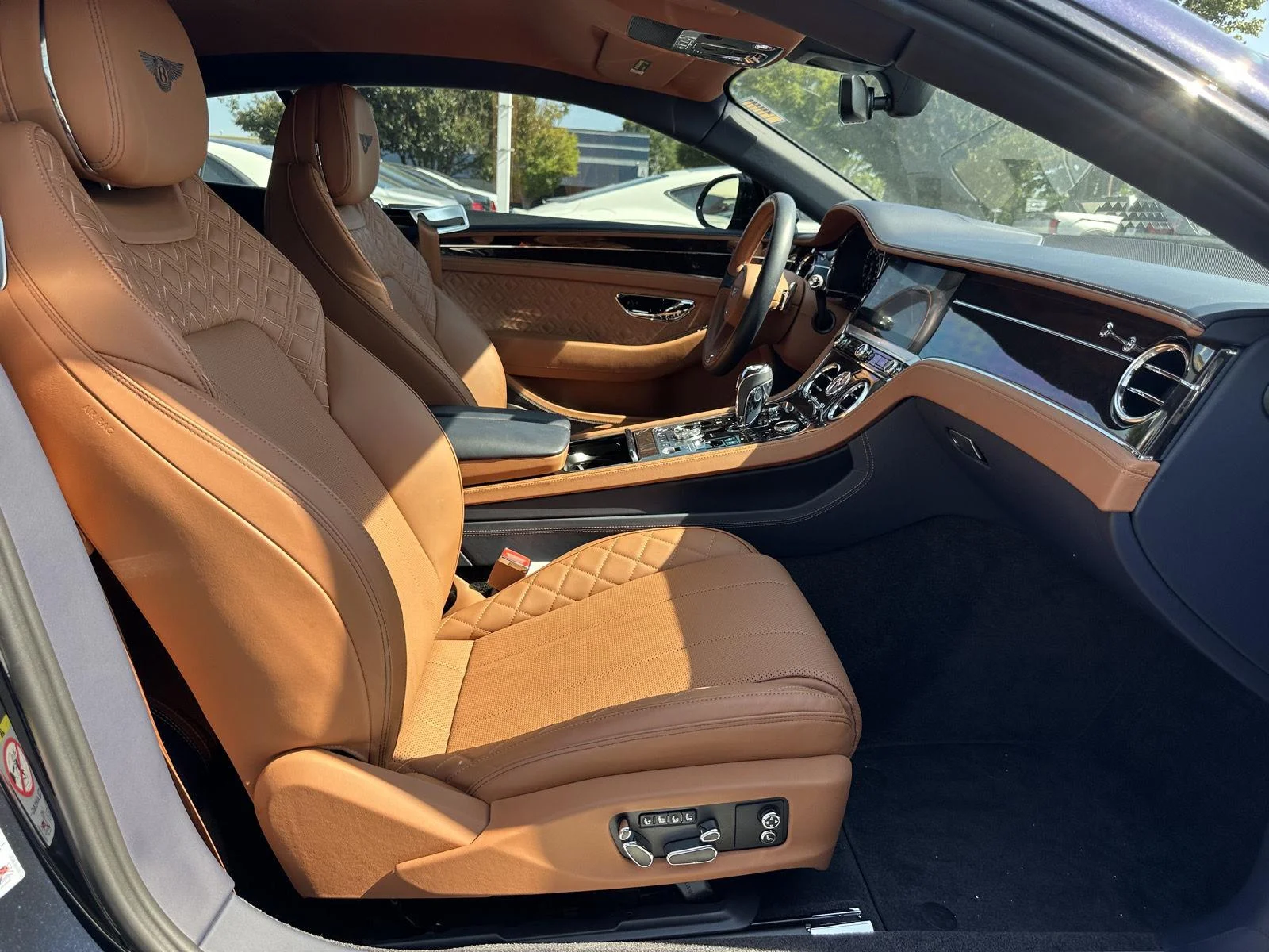 Certified Used 2020 Dark Sapphire BENTLEY  image 14