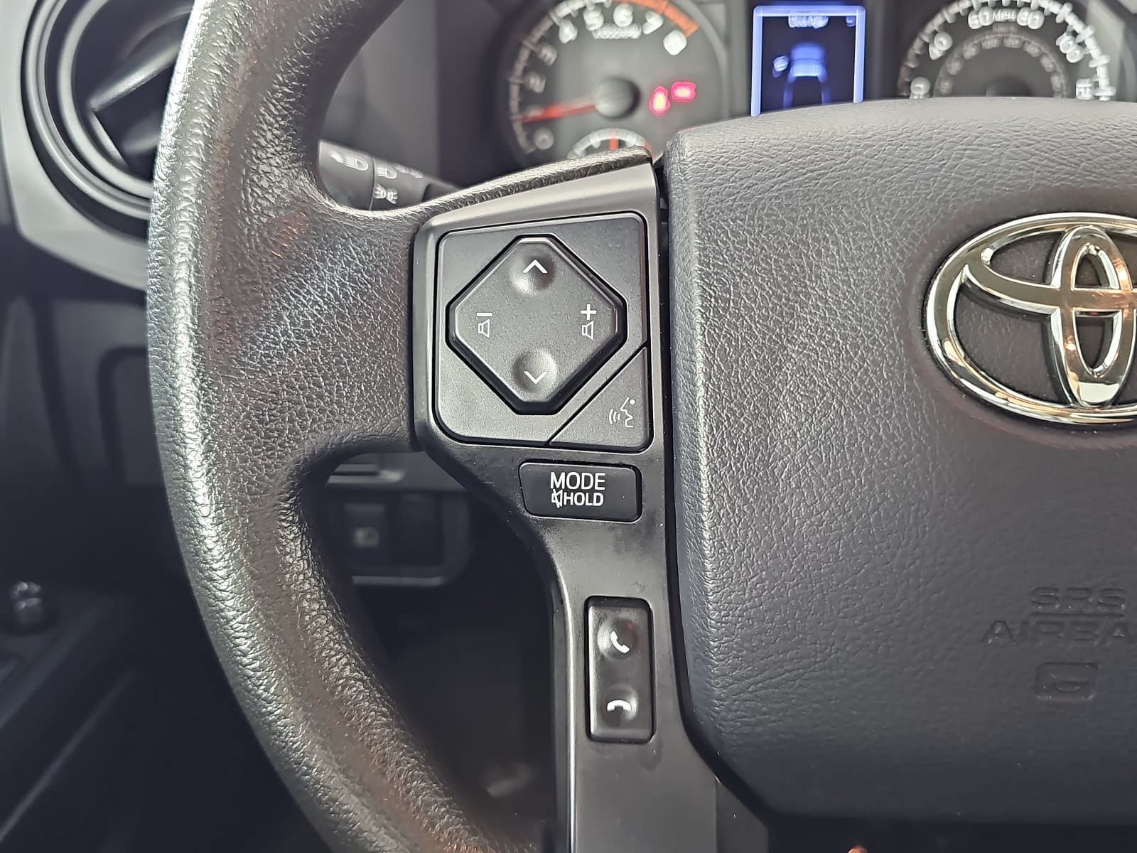 Used 2019 White Toyota SR image 14