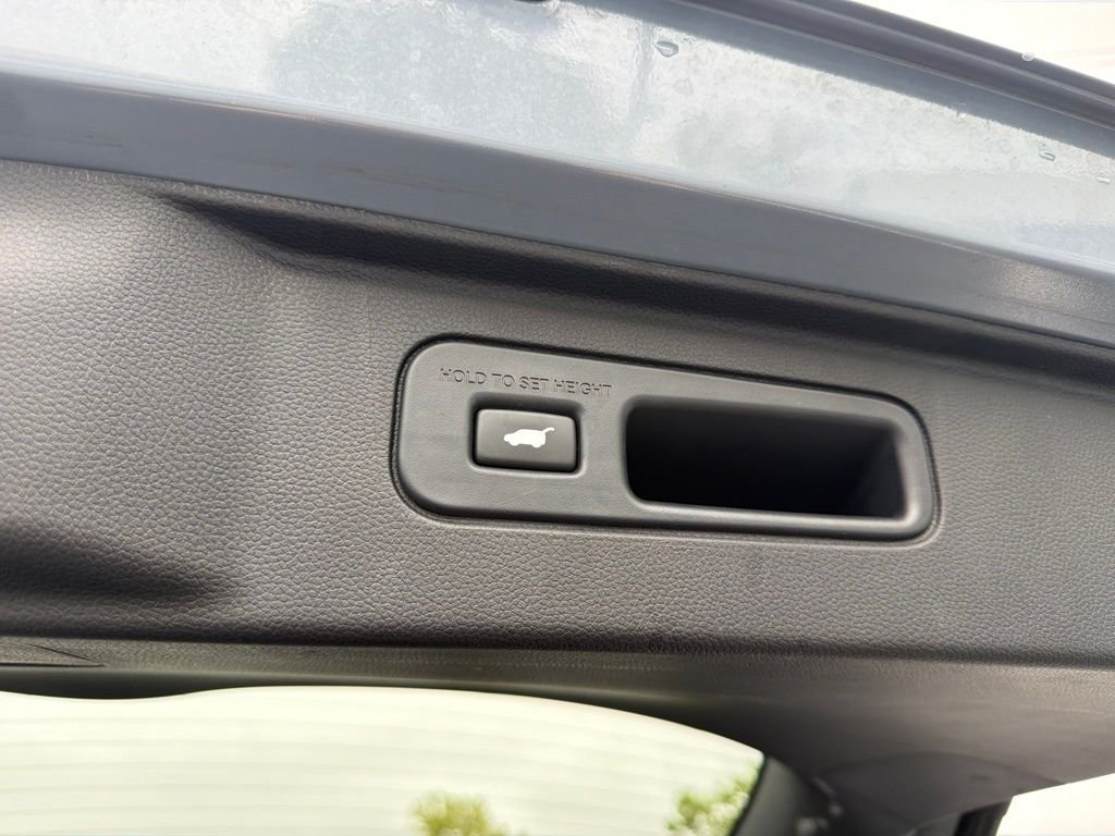 2025 Honda Pilot Touring - Photo 23