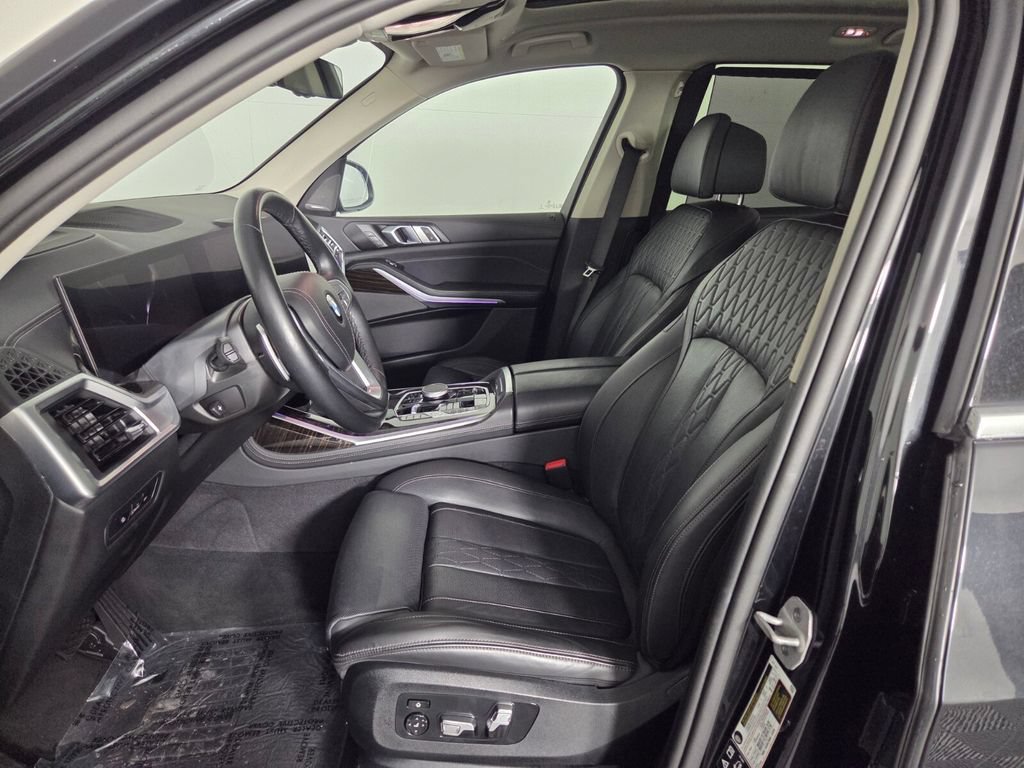 2025 BMW X7 40i - Photo 8
