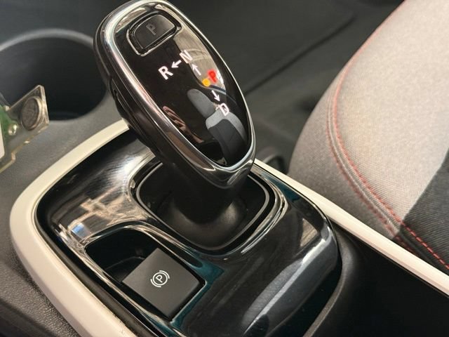 Used 2017 Includes (TUS) Black grille. Chevrolet LT image 18