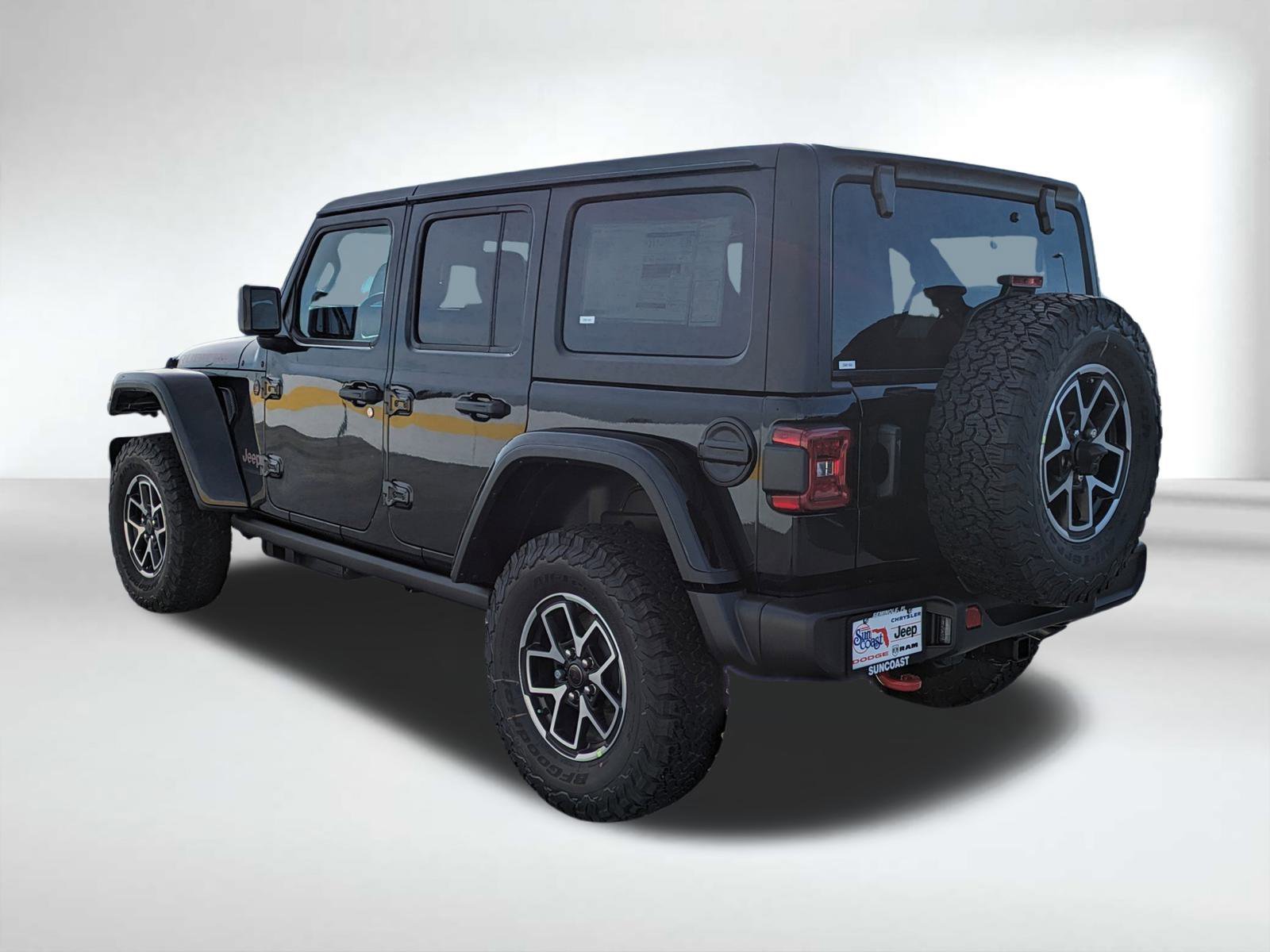 New 2026 Black Clear-Coat Exterior Paint Jeep Rubicon image 6