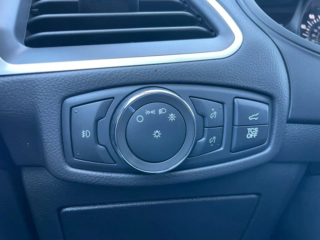 2022 Ford Edge SEL - Photo 44