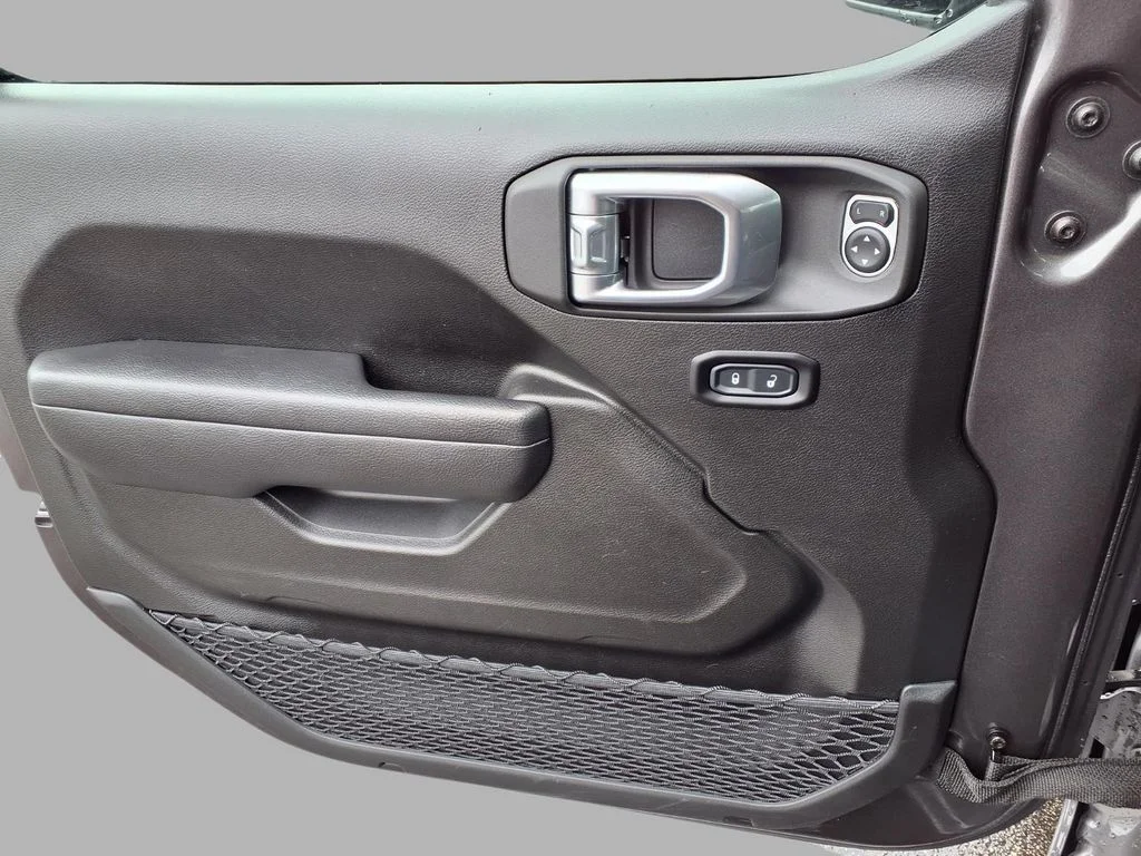 2025 Jeep Wrangler 4-Door Sport S - Photo 17