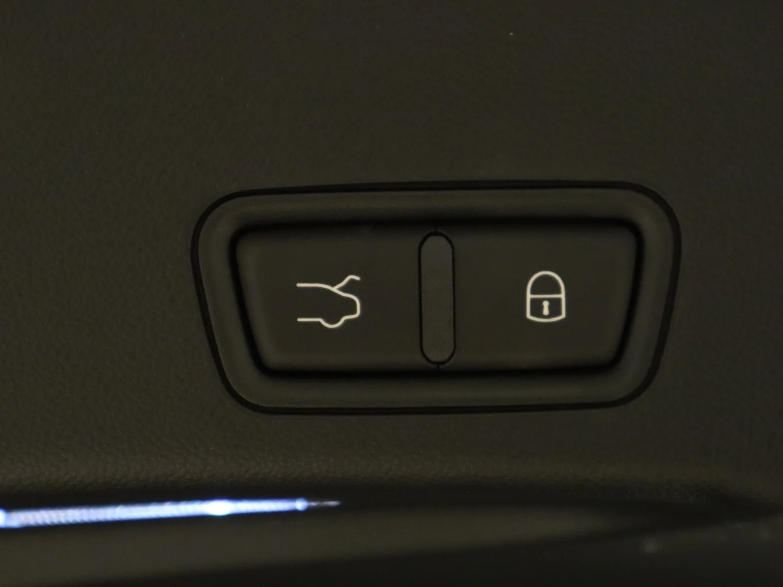 2026 Maserati Grecale Modena V6 - Photo 12