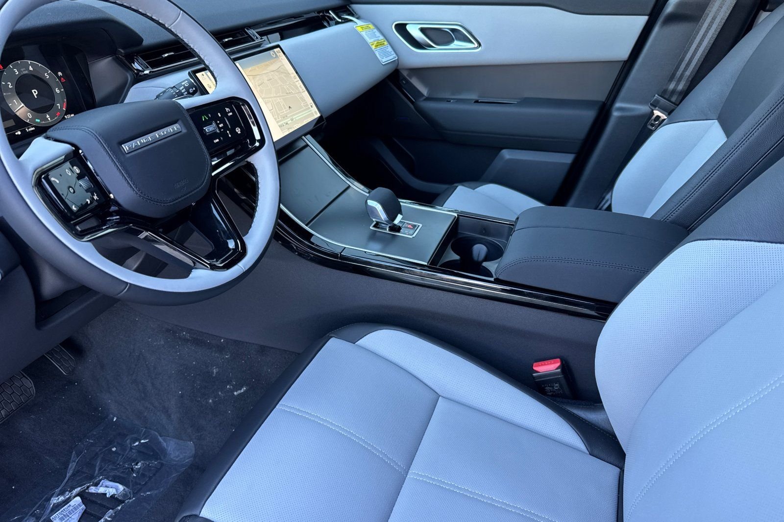 New 2026 Zadar Grey Land Rover S image 9