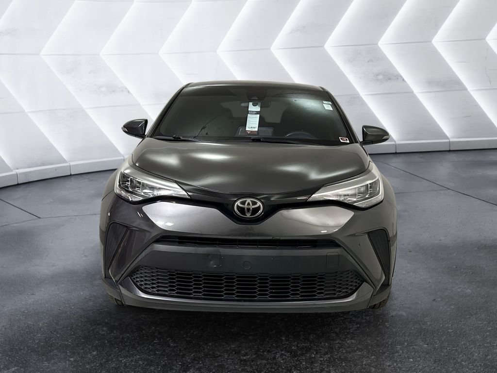 Used 2020 Gray Toyota XLE image 2