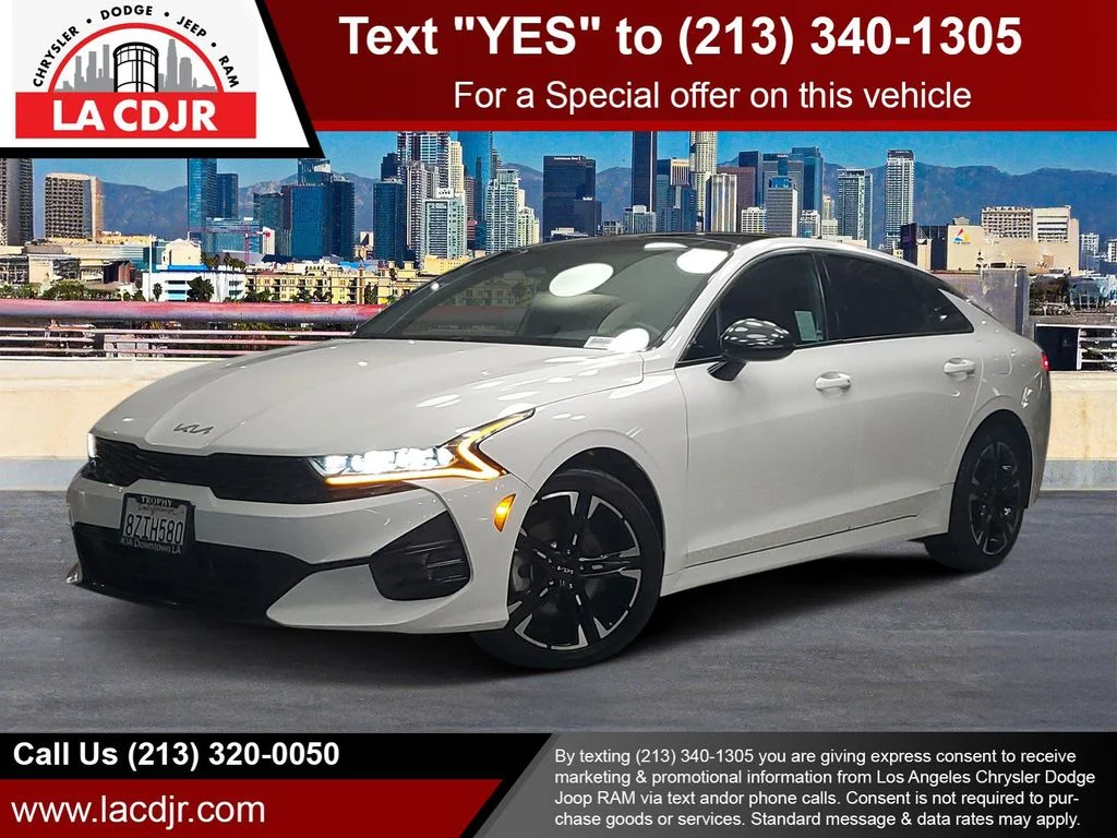 Used 2022 White Kia GT-Line image 1