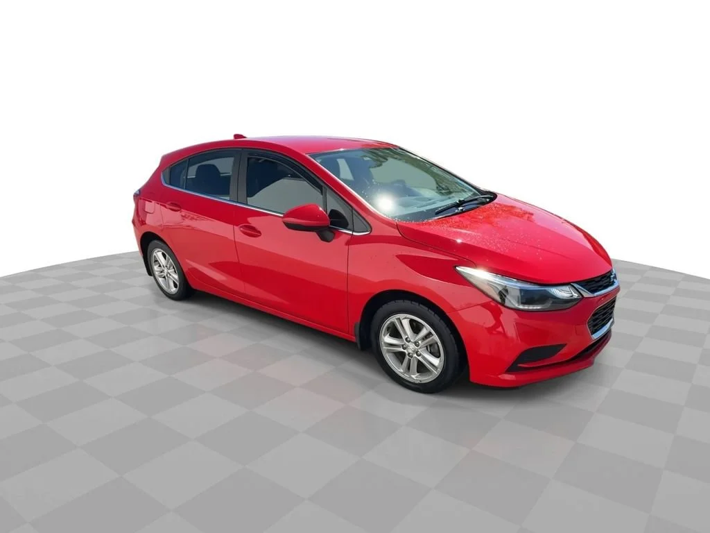 Used 2017 Chevrolet Cruze LT with VIN 3G1BE6SM9HS592444 for sale in Sturgeon Bay, WI