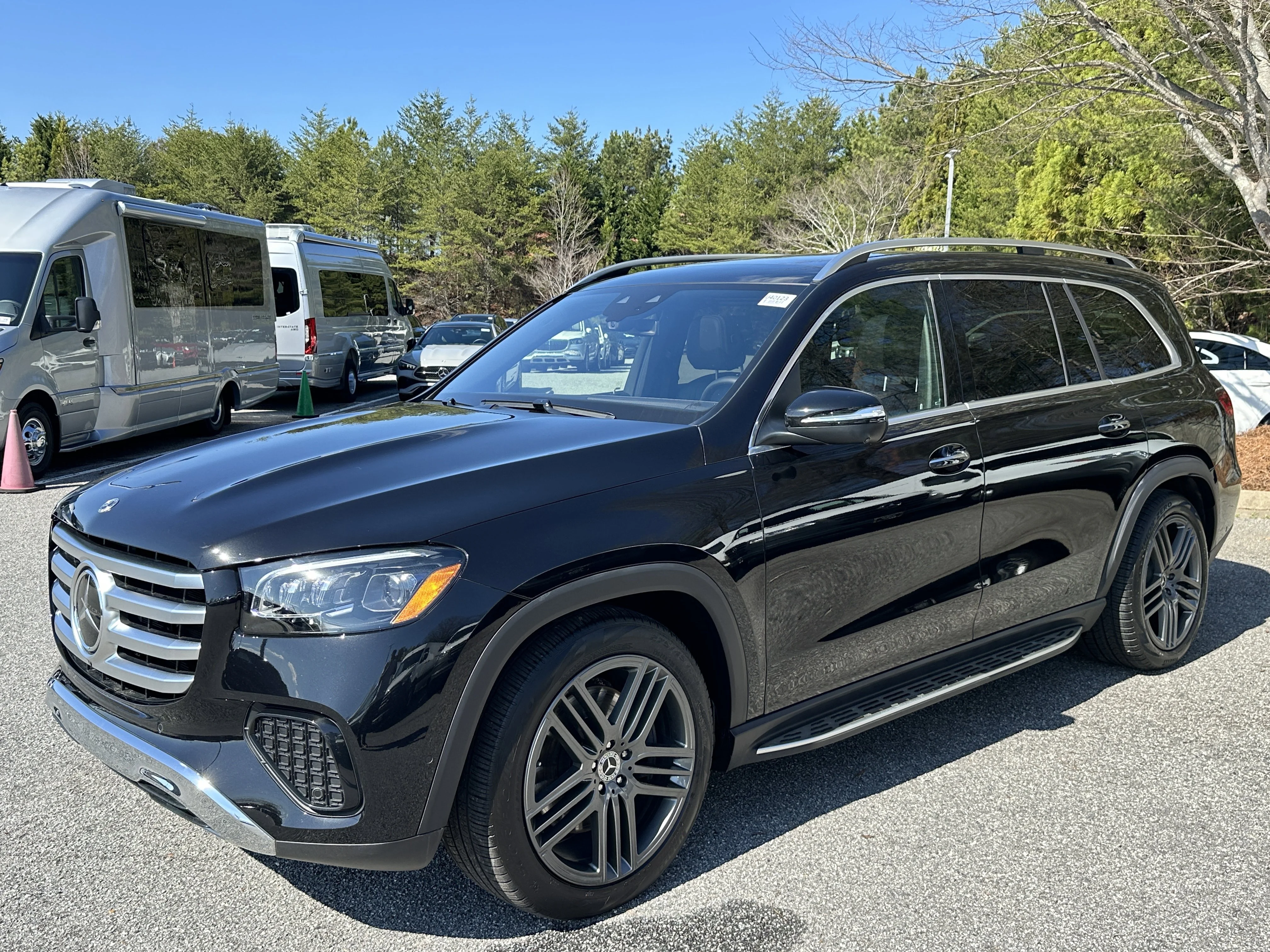 Certified Used 2025 Black Mercedes-Benz GLS 450 image 4