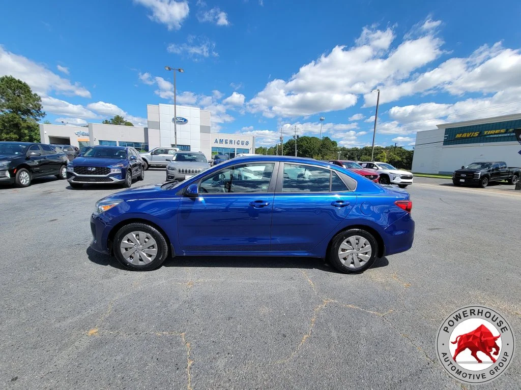 Used 2019 Blue Kia S image 3