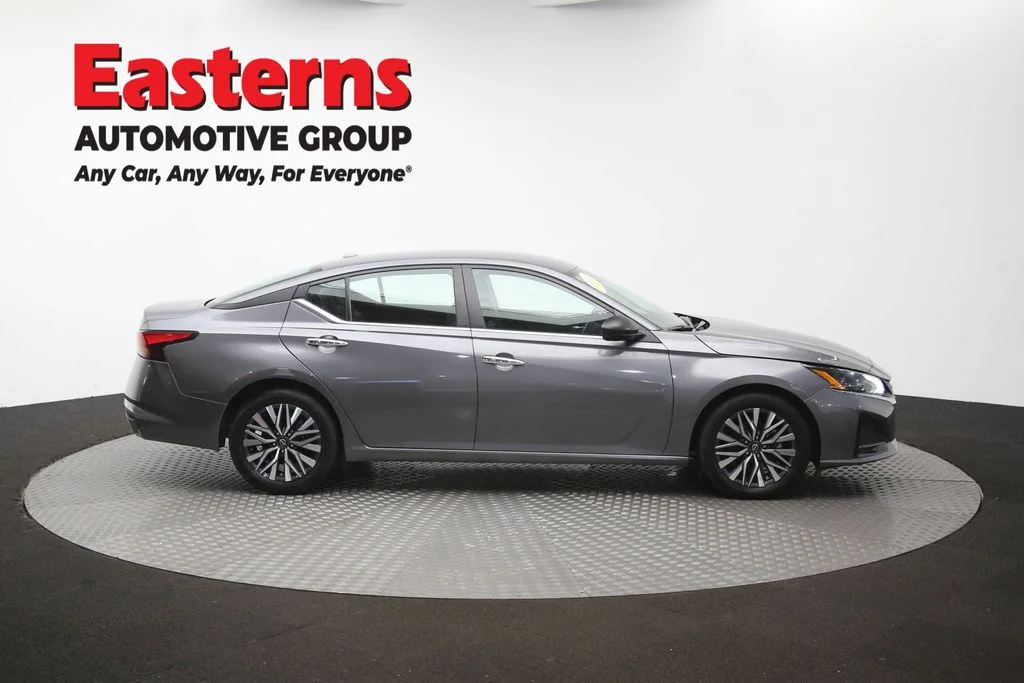 Used 2025 Gray Nissan 2.5 SV image 44