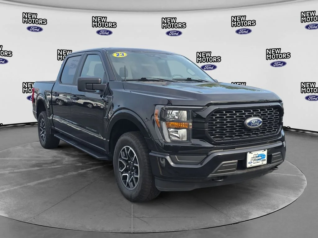 Used 2023 Black Metallic Ford XL image 5