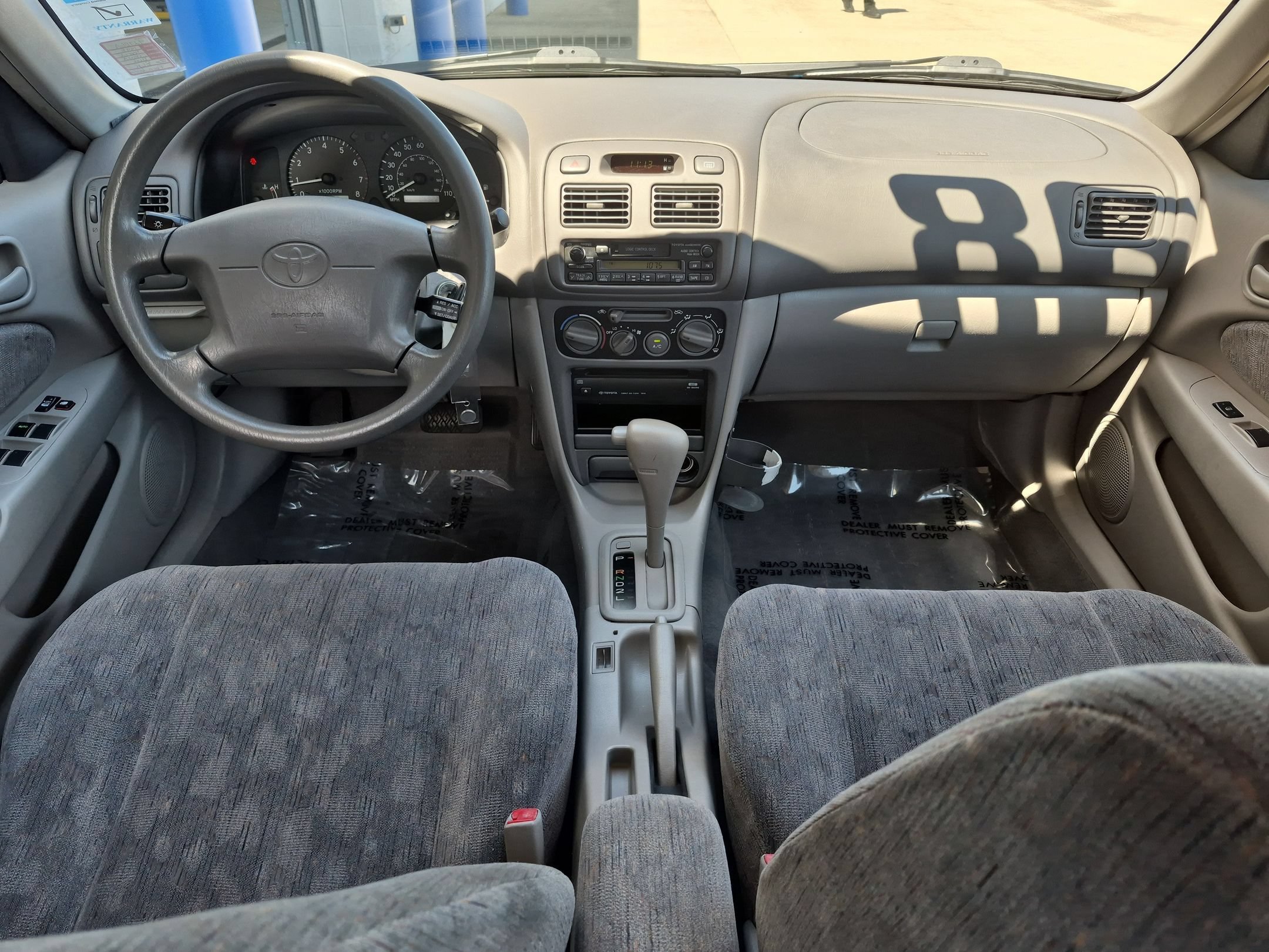 Used 1998 Brilliant Blue Pearl Toyota LE image 20