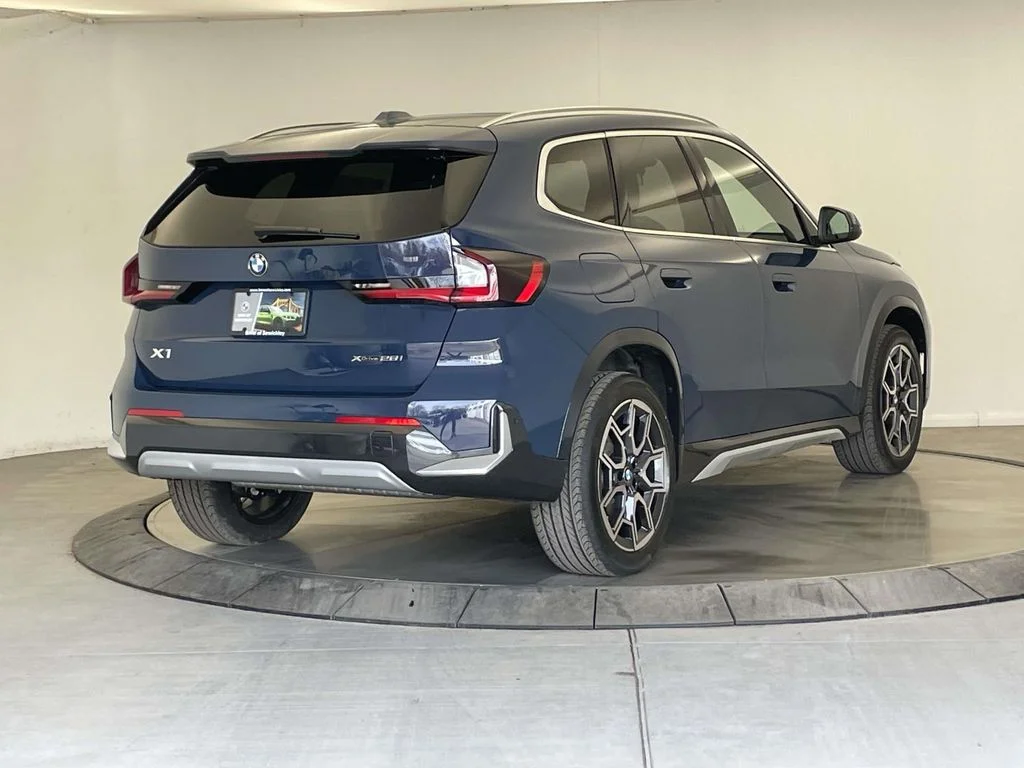 New 2026 Blue BMW xDrive28i image 5