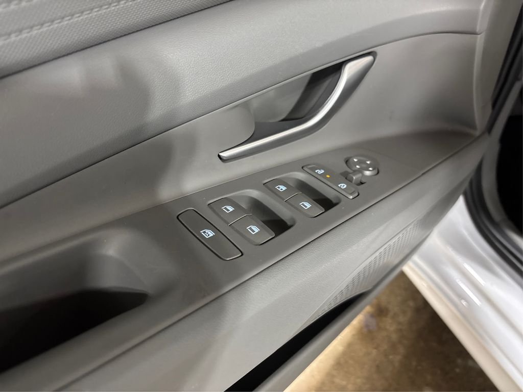 Certified Used 2025 White Hyundai SE image 31