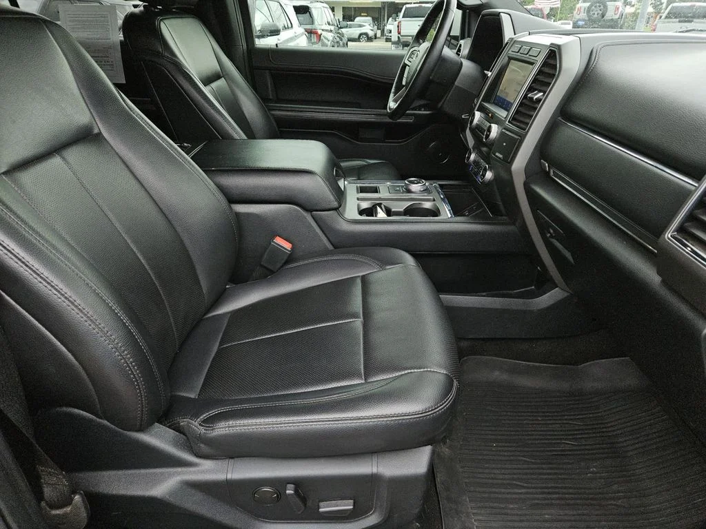 Used 2021 White Metallic Ford XLT image 34