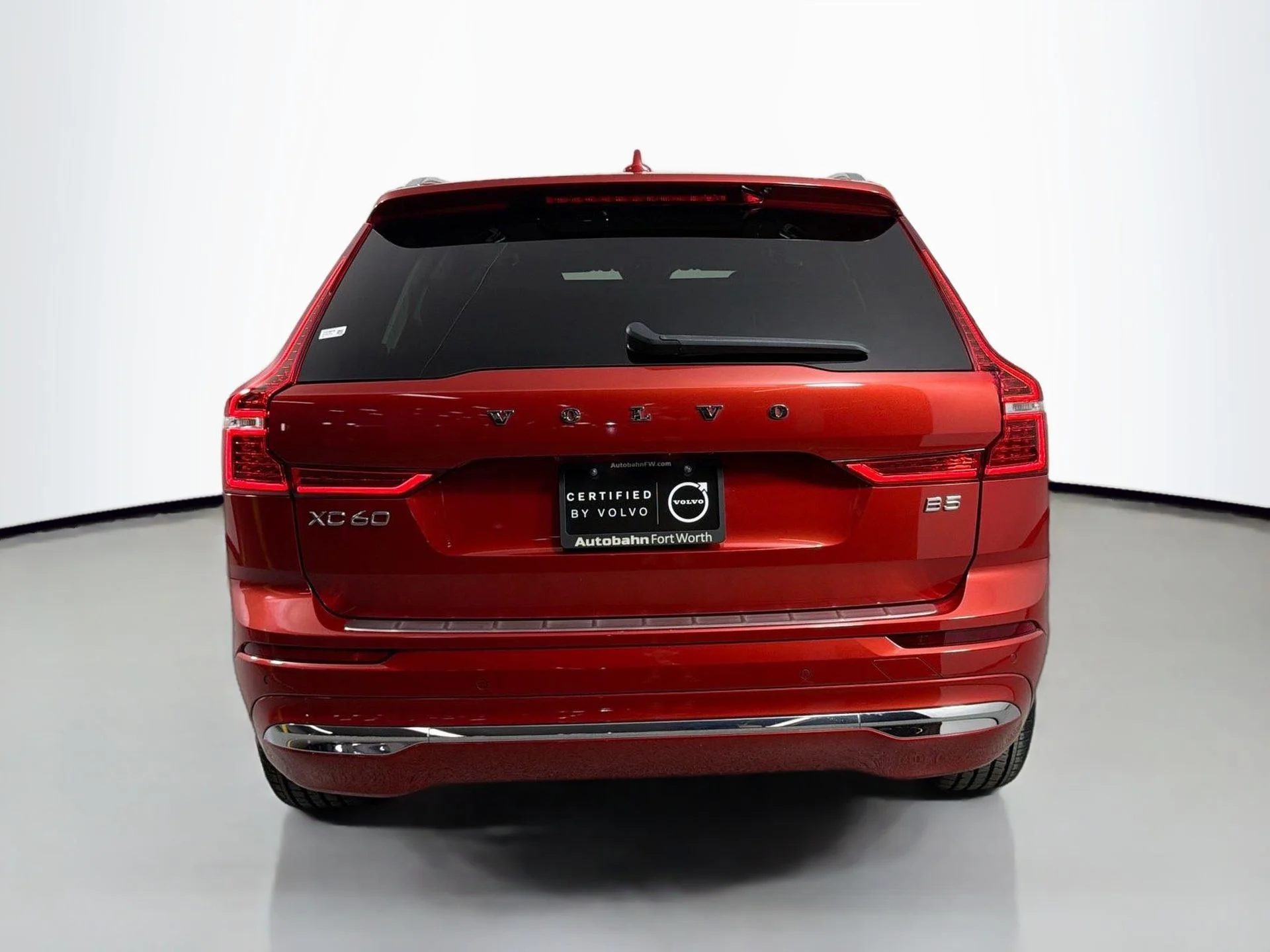 Certified Used 2023 Fusion Red Volvo Plus image 7