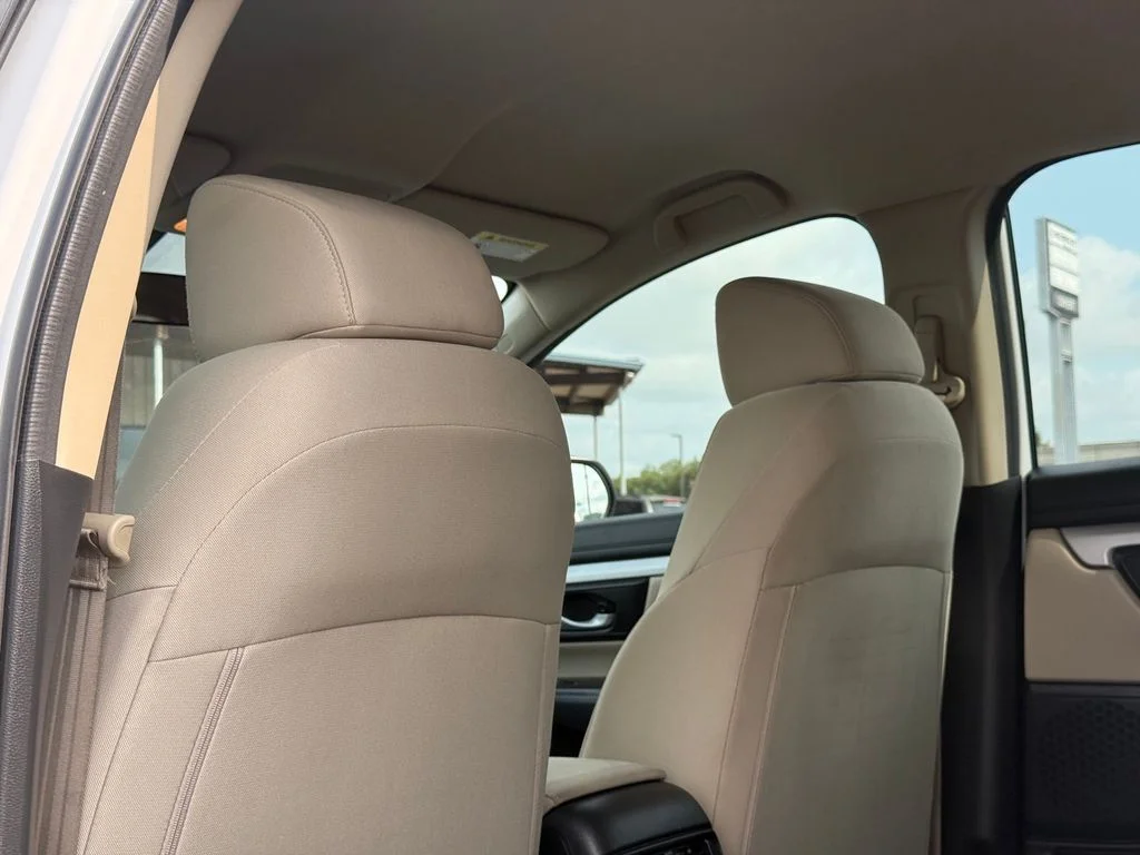 Used 2019  Honda LX image 19