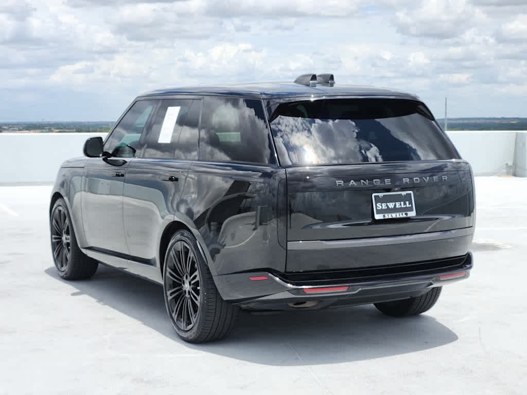 Certified Used 2024 Santorini Black Metallic Land Rover SE image 6