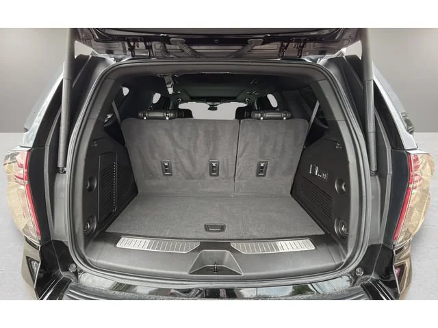 Used 2024 Black Chevrolet Z71 image 32