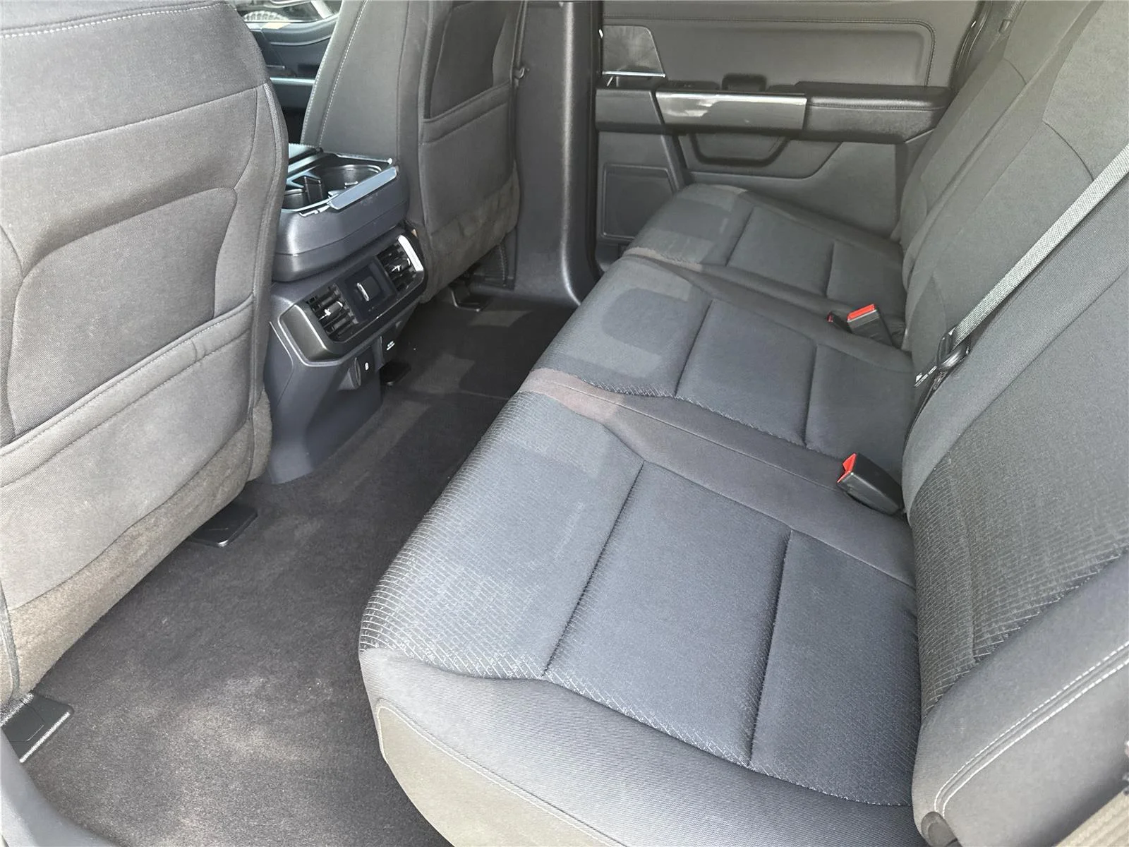 Used 2023 Agate Black Ford XLT image 31