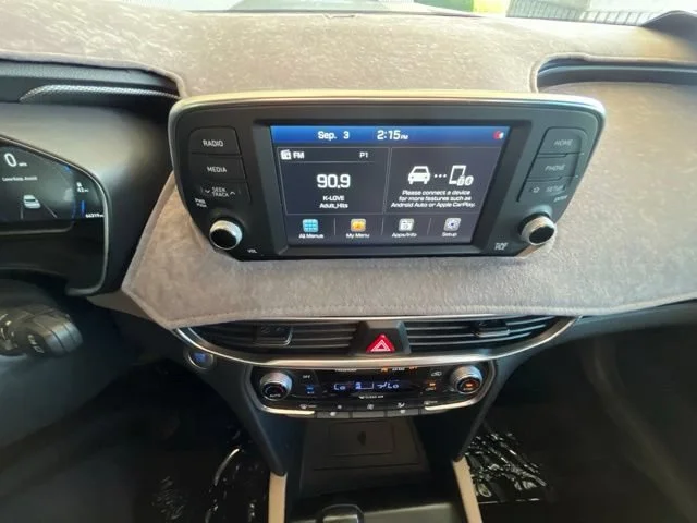 Used 2020 Twilight Black Hyundai SEL image 27