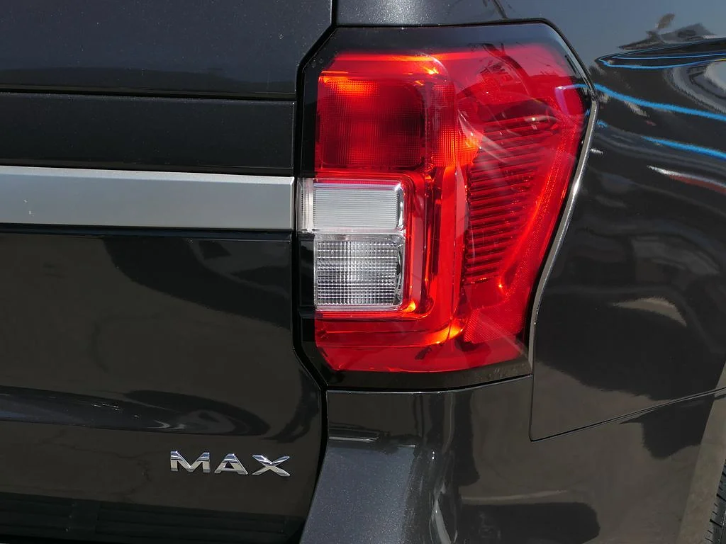 Used 2024 Dark Matter Gray Ford XLT image 3