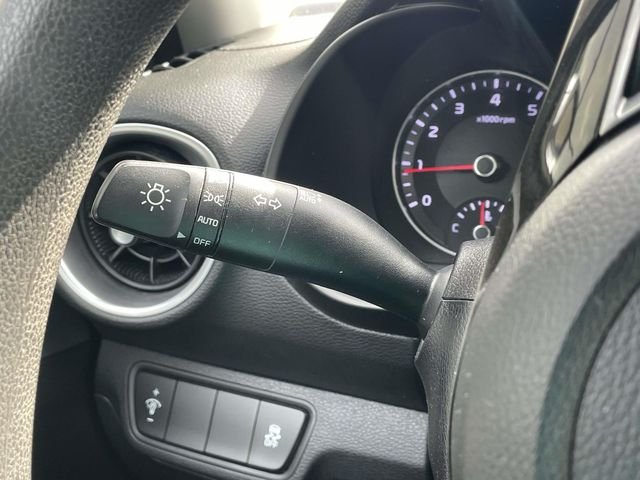 2022 Kia FORTE LXS - Photo 22