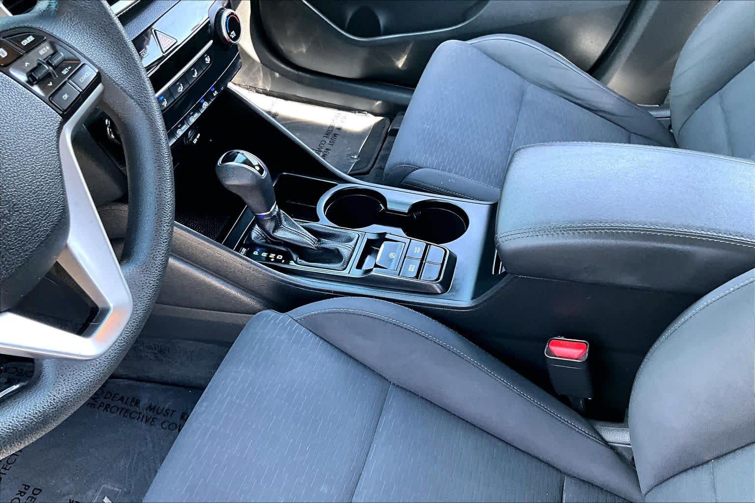 Used 2019 Gemstone Red Hyundai SE image 15