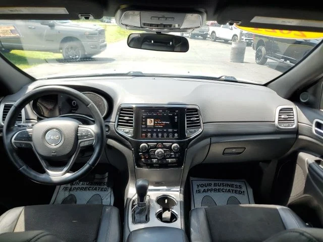 Used 2021 White Jeep Laredo X image 16