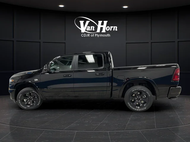 New 2026 Diamond Black Crystal Pearl-Coat Exterior Paint RAM Big Horn/Lone Star image 4