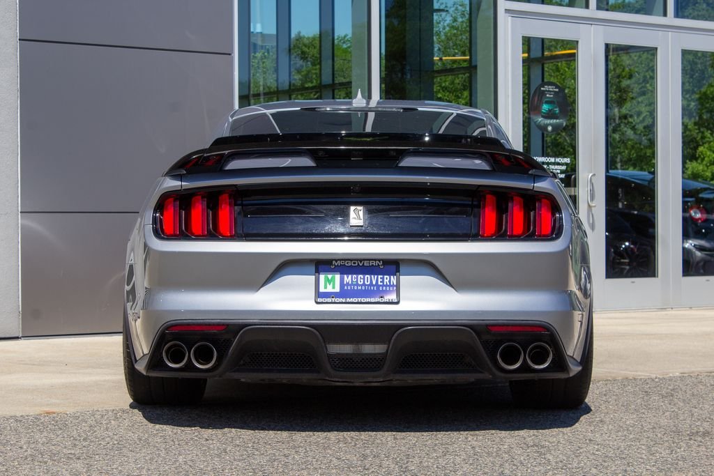 Used 2020 Iconic Silver Metallic Ford Shelby GT350 image 9