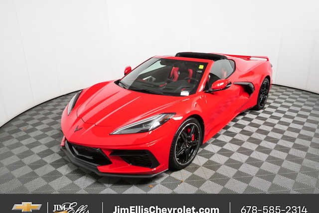 Used 2021 TORCH RED Chevrolet 3LT image 25