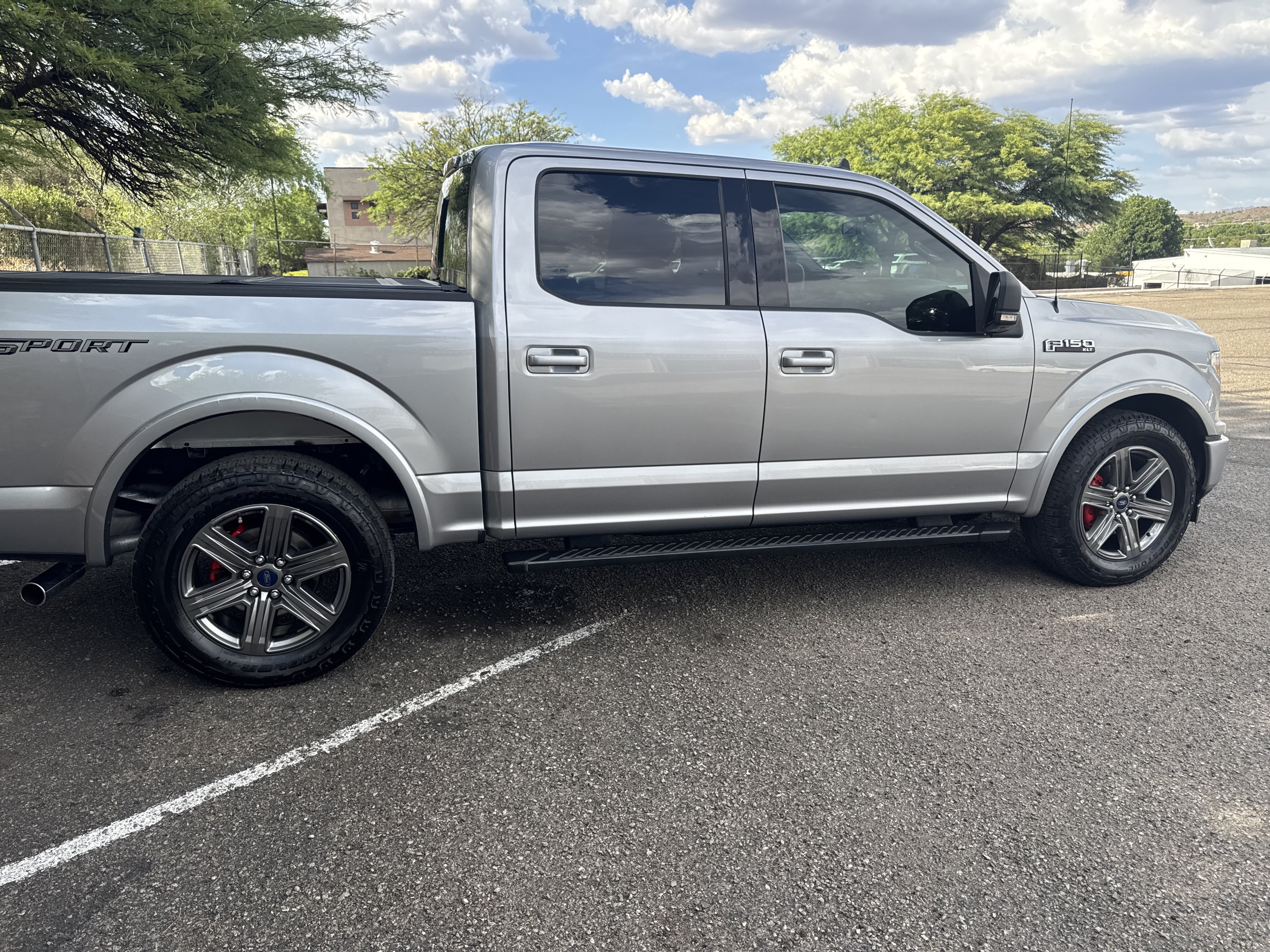 Used 2020 Ignot Silver Ford XLT image 8