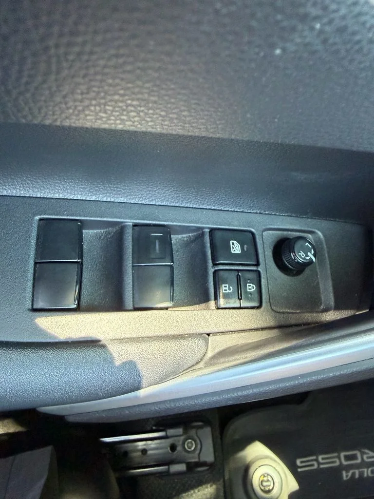 Used 2024 Black Toyota Hybrid SE image 34