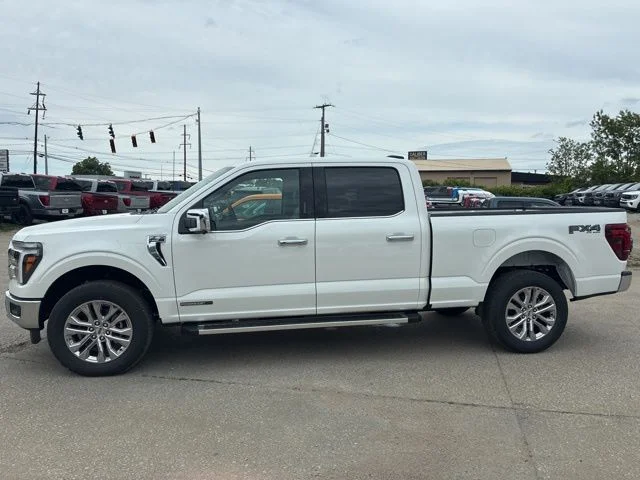 New 2026 Star White Metallic Tri-Coat Ford Lariat® image 2