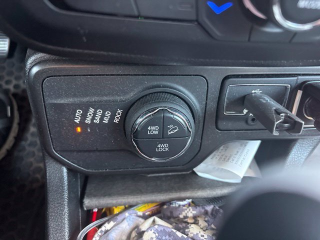 Used 2020 Gray Jeep Trailhawk image 7