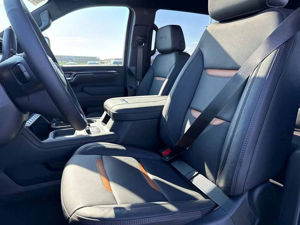 2026 GMC Sierra 2500HD AT4 - Photo 17