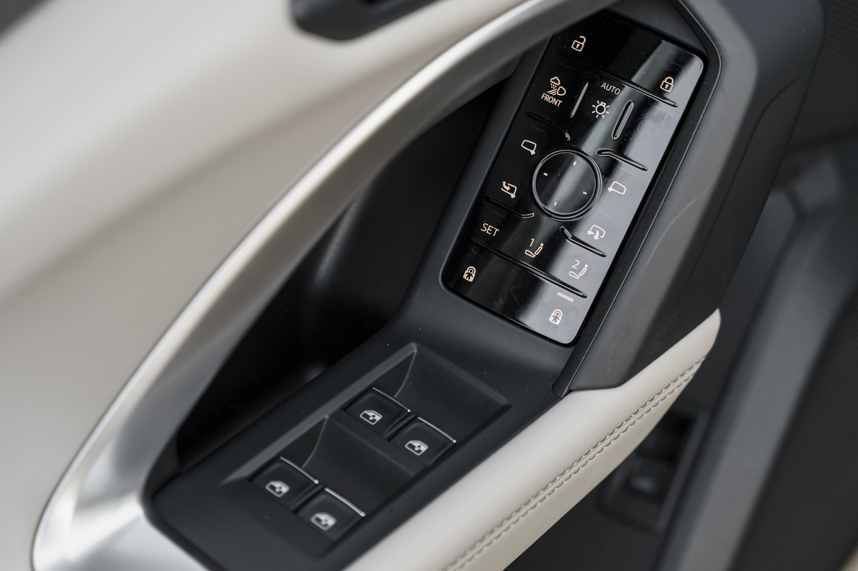New 2026 DISTRICT GREEN Audi Premium Plus image 21