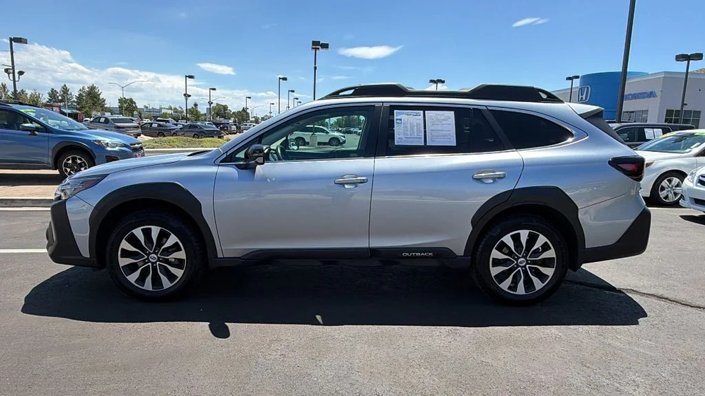 Used 2024 Ice Silver Metallic Subaru Limited image 6