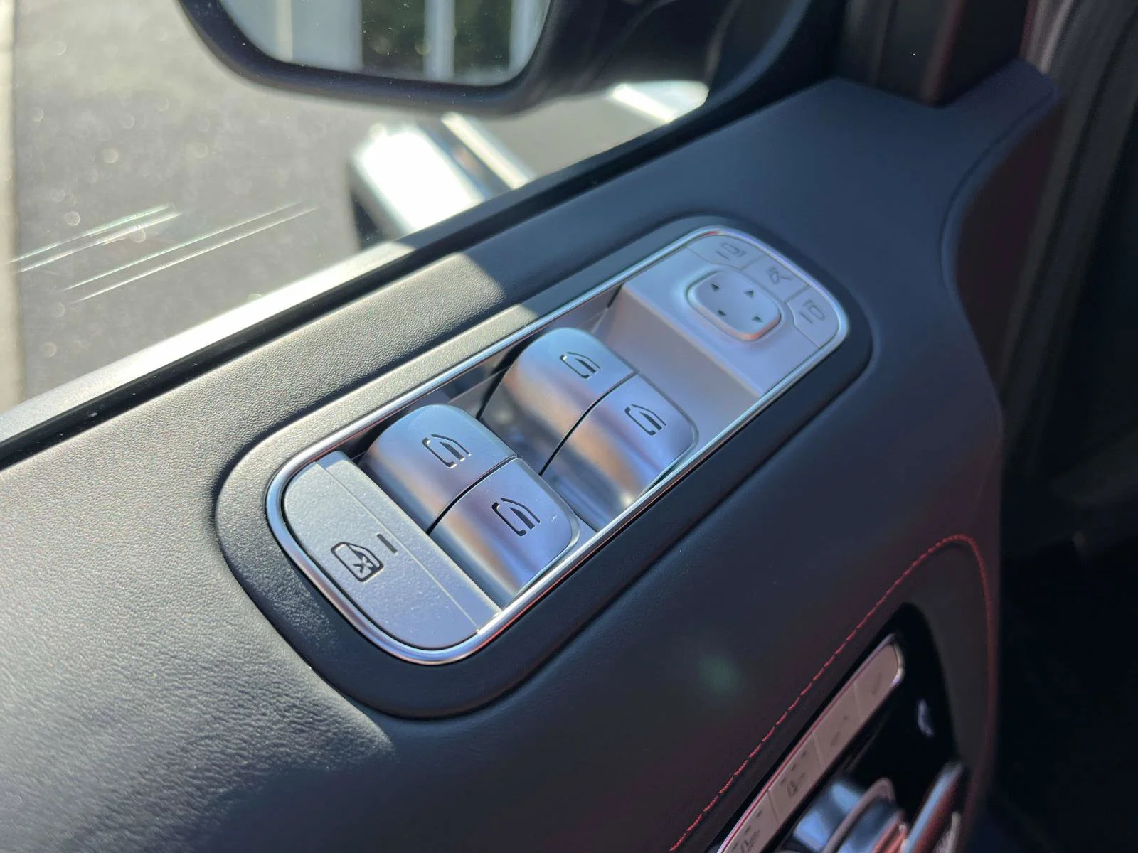 New 2027 MANUFAKTUR Platinum magno Mercedes-Benz AMG® G 63 SUV image 18