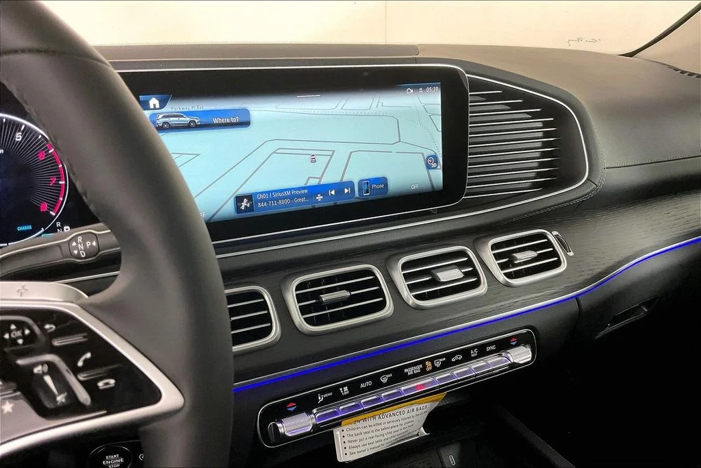New 2026 Black Mercedes-Benz GLS 450 image 7