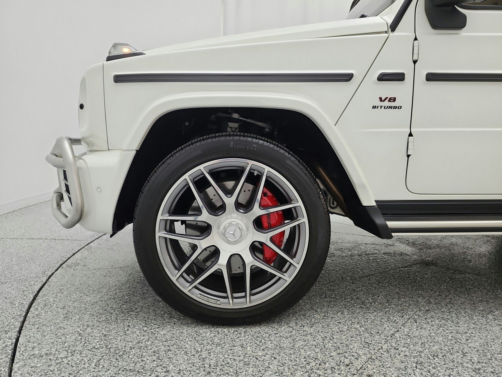 Used 2021 designo Diamond White Metallic Mercedes-Benz AMG® G 63 4MATIC SUV image 18