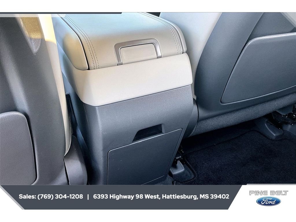 Used 2025 Hampton Gray Hyundai Calligraphy image 25